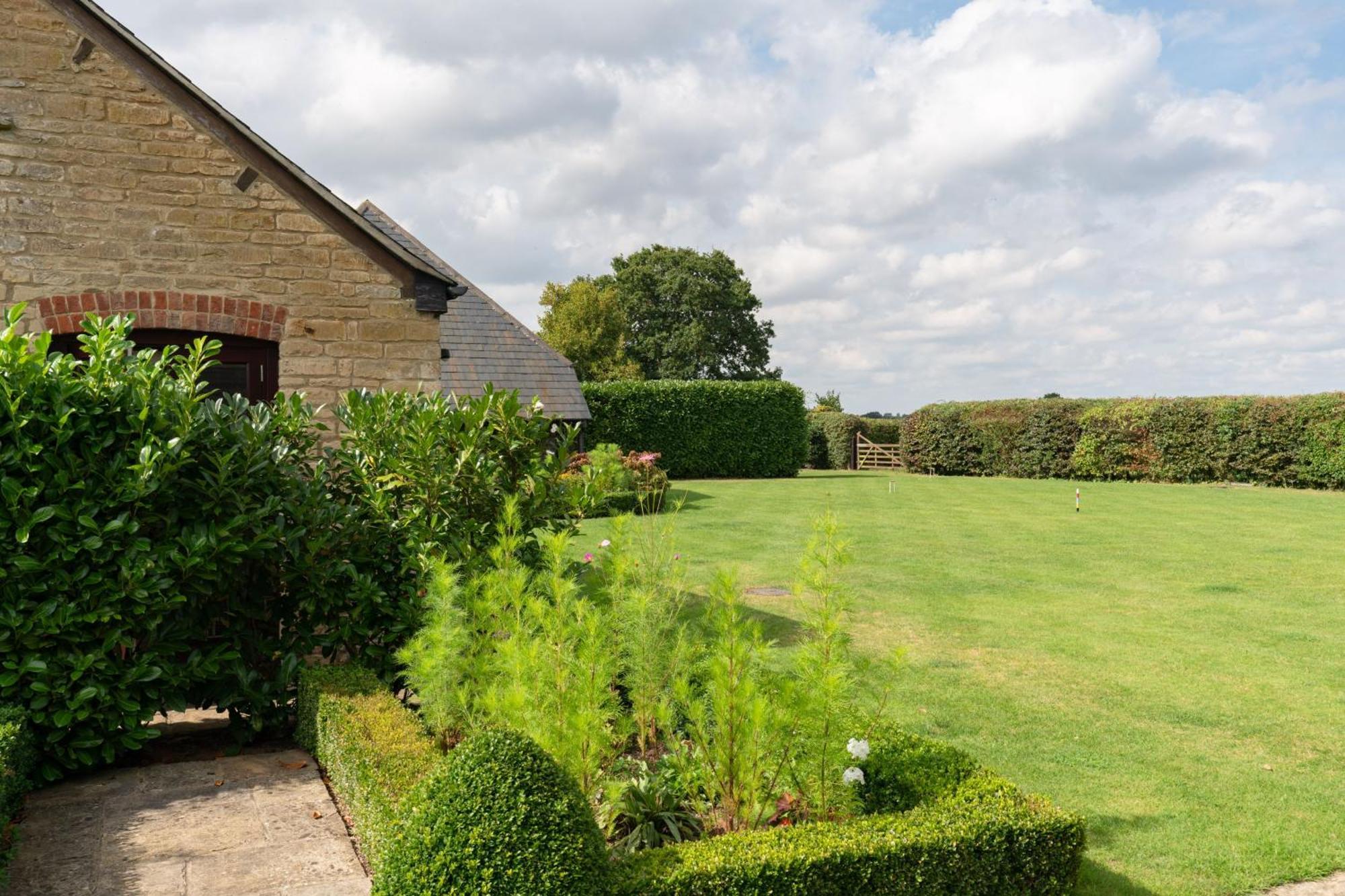 Holiday home Coursehill Barn